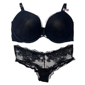 Victoria's Secret Very Sexy Rose Lace Push-Up Bra and Panty Set Jet Black 36DDD